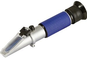 Refractometer